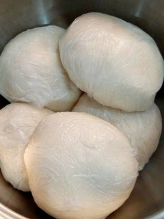 A picture of Pounded yam.