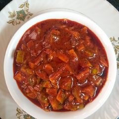 A picture of Instant cut Mangoe Pickle.