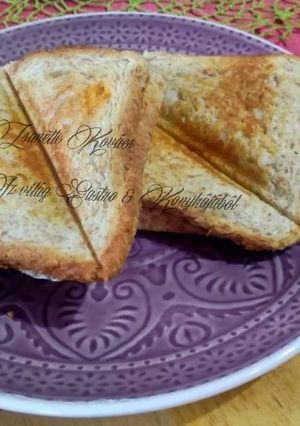 Töltött melegszendvics recept fotója