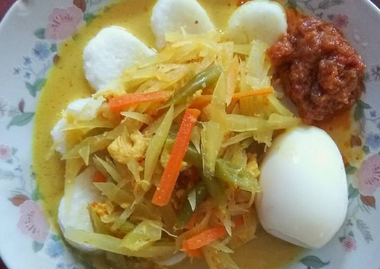 Lontong Sayur