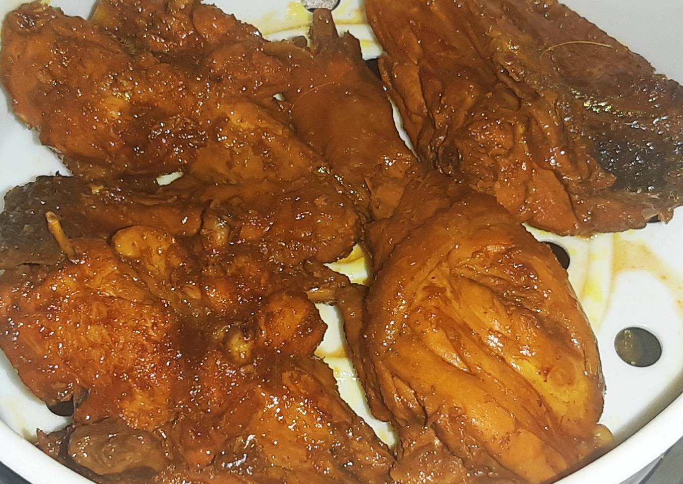 Ayam goreng isi bumbu rempah