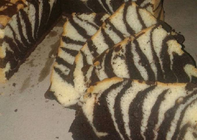 Zebra cake