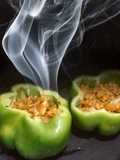 চিকেন স্টাফ স্মোকি বেলপেপার(chicken stuff smokey bell pepper recipe in Bengali)