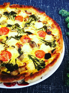Una foto de Quiche con berenjena y Bimi
