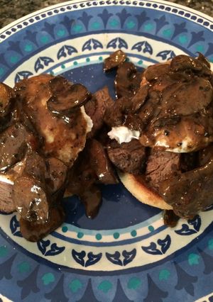 A picture of Steak & Eggs "Benedict" Mashup.