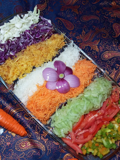 عکسی از دستور سالاد رنگارنگ زمستانی دنیز