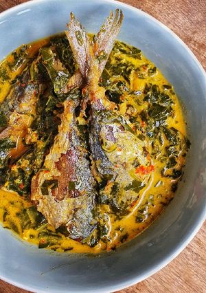 Foto resep Gulai Ikan Kembung & Daun Singkong