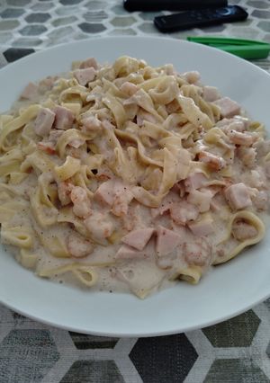 Foto principal de Tagliatelle a la carbonara express 2 PERSONAS