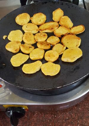 A picture of Tawa besan pakodi.