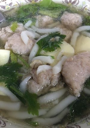 รูปของ ต้มเกี๊ยมอี๋หมูเด้งซุปโครงไก่