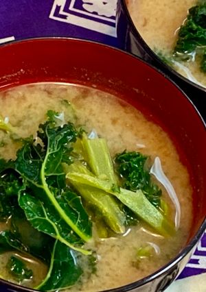 A picture of Japanese Kale Miso Soup.