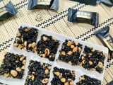 Snack de sésamo negro y cacahuetes