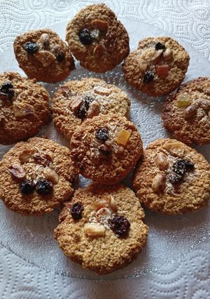 Una foto de Cookies de coco y avena