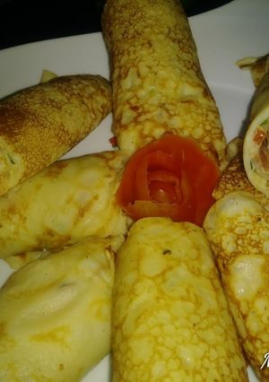 A picture of Crepe egg rolls.