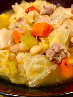 A picture of Simple Cabbage & Bean Soup with Pork.