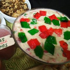 A picture of Fruit trifle.