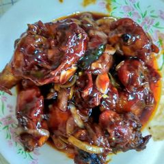 Fried chicken with oyster sauce A picture of Fried chicken with oyster sauce.