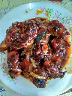 A picture of Fried chicken with oyster sauce.