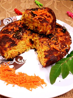 सूजी वेज हांडवो (Suji Veg Handvo recipe hindi) रेसिपी मुख्य फोटो