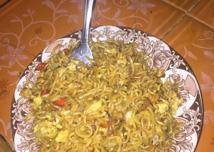 Langkah Mudah untuk Menyiapkan Mie goreng telur so easy n nyummy 🤤👏🏼 Anti Gagal