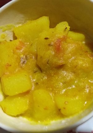 দহি আলু (dahi aloo recipe in Bengali) রেসিপির প্রধান ছবি