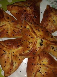 صورة لوصفة فطائر محشية بالسلق