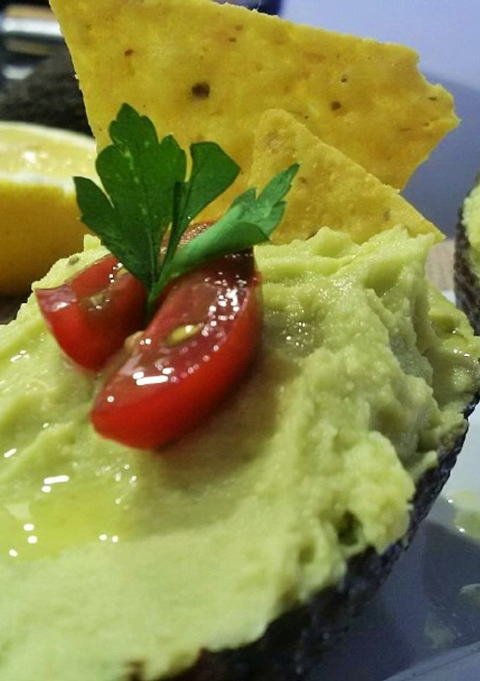 Una foto de Hummus de aguacate