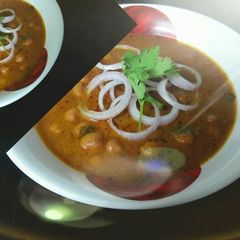 A picture of Delicious punjabi chole/chickpeas curry.