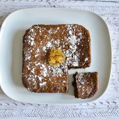 Sticky Gingerbread Blondies A picture of Sticky Gingerbread Blondies.