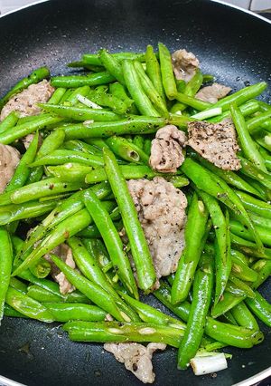Hình của món Thịt bò xào đậu que.