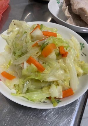 紅蘿蔔炒高麗菜 的食譜成品照片
