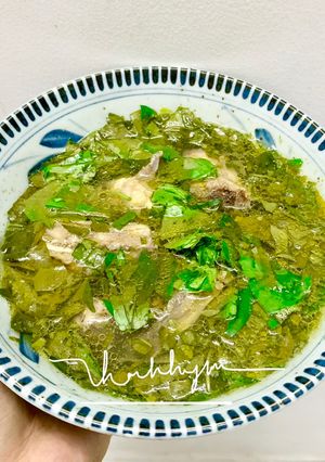 Hình của món Canh Gà Lá Giang.