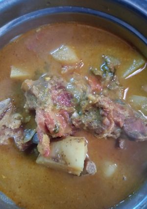 A picture of Mutton curry.