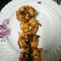 A picture of Garlic Prawns.