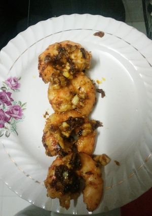A picture of Garlic Prawns.