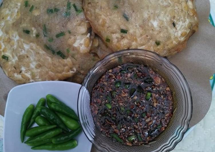 Tempe Mendoan Sambel Kecap