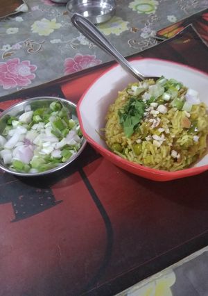 બિરયાની (Biryani Recipe In Gujarati) રેસીપી મુખ્ય ફોટો
