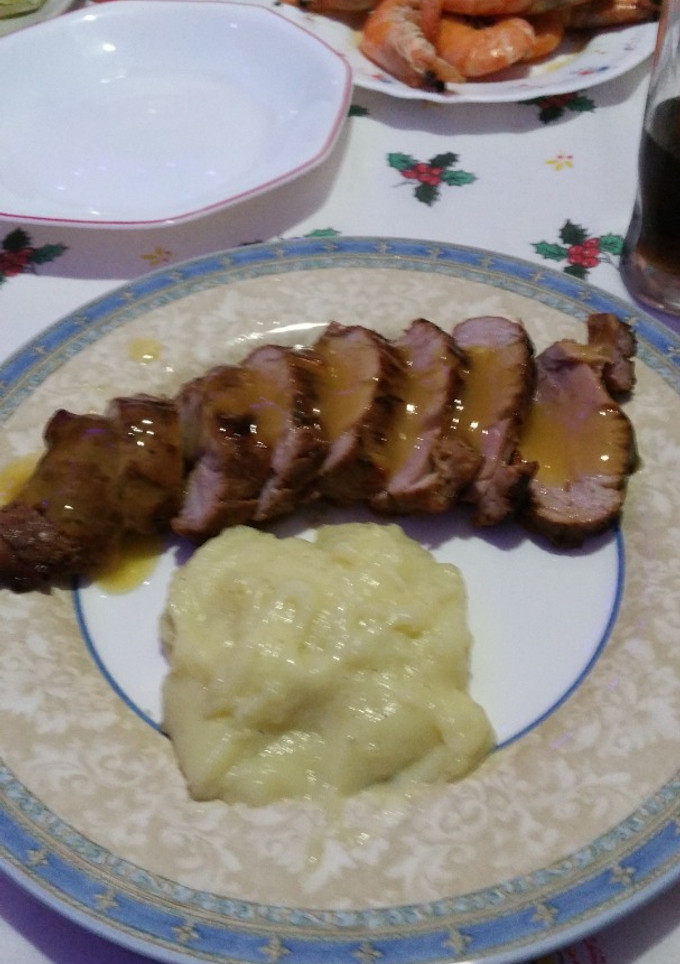 Una foto de Solomillo de Cerdo en Salsa de Naranja