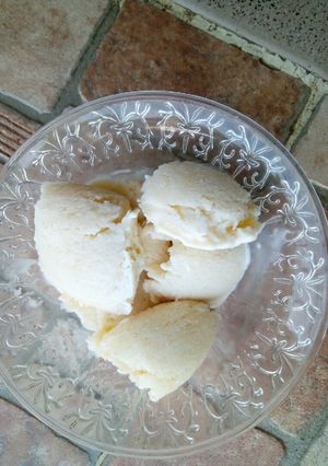 A picture of Custard ice cream #authormarathon.