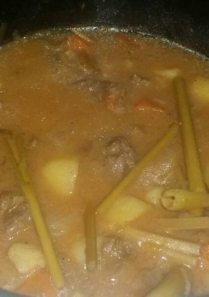 Hình của món Thịt bò sốt vang.