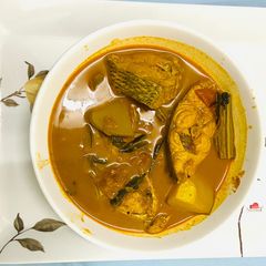 A picture of South Indian fish curry.