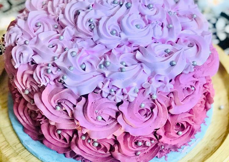 How to Prepare Yummy Pink ombré cake