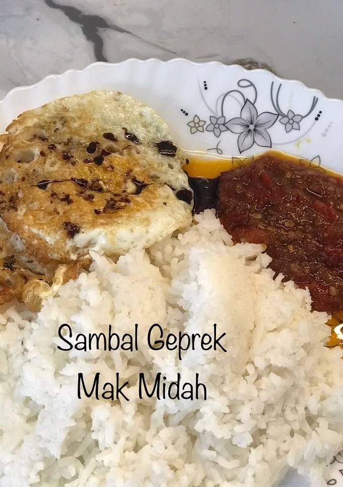 Resipi Sambal Geprek Mak Midah oleh Hamidah Mokhtar - Cookpad