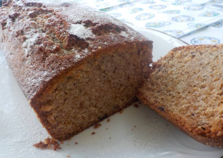 Bizcocho de mermelada de arándanos y manzana
