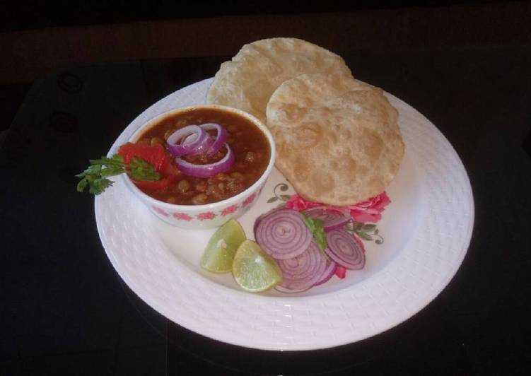 How to Make Favorite Chole bhature