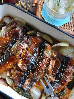 日式照燒醬烤鮮蔬秋刀魚 的食譜成品照片