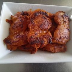 A picture of Jojo chicken.