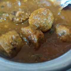 A picture of Sindhi gatte ki curry.