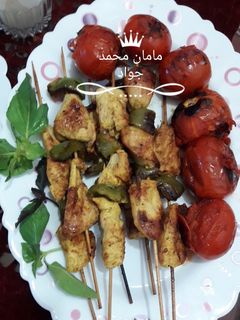 عکسی از دستور جوجه کباب با سیخ چوبی