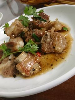 Hình của món Sườn kho nước dừa.